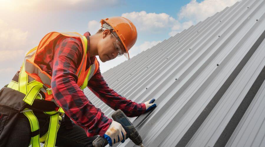 Professional residential roofers in Martinsburg, IA